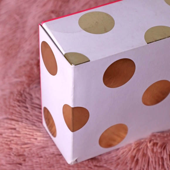 VS Pink Polka Dot Fashion Show Mini dog - Picture 5 of 5